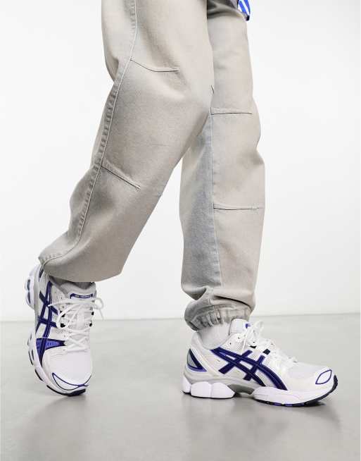 Asics - Gel-Nimbus 9 - Hvide og blå sneakers