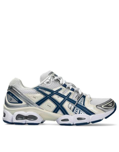 Witte asics 2025