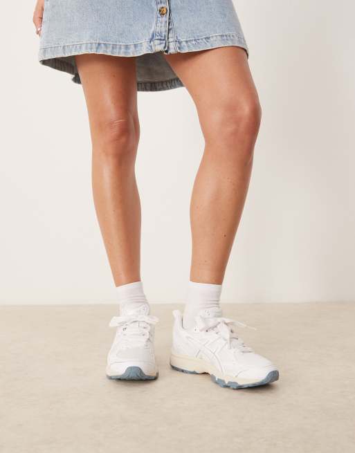 Asics – Gel-Nunobiki – Vita och silvriga träningsskor, 3 av 5