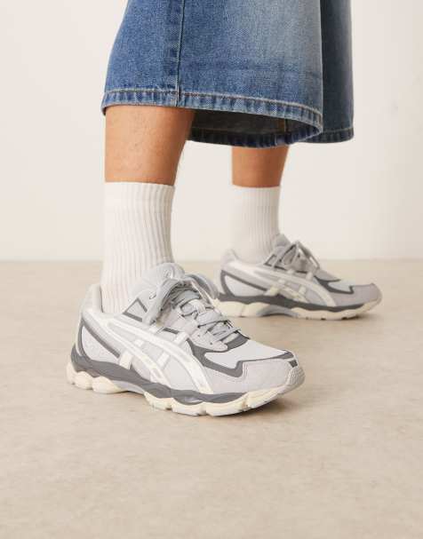 Asics – GEL-NYC 2055 – Grå och gräddvita träningsskor - view 1