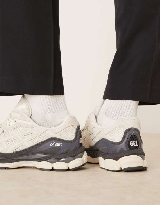Asics – GEL-NYC – Sneaker in Weiß und Rauchgrau, 5 von 5