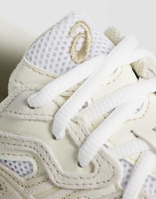 Asics Gel-NYC trainers in cream and feather grey, 3 of 5