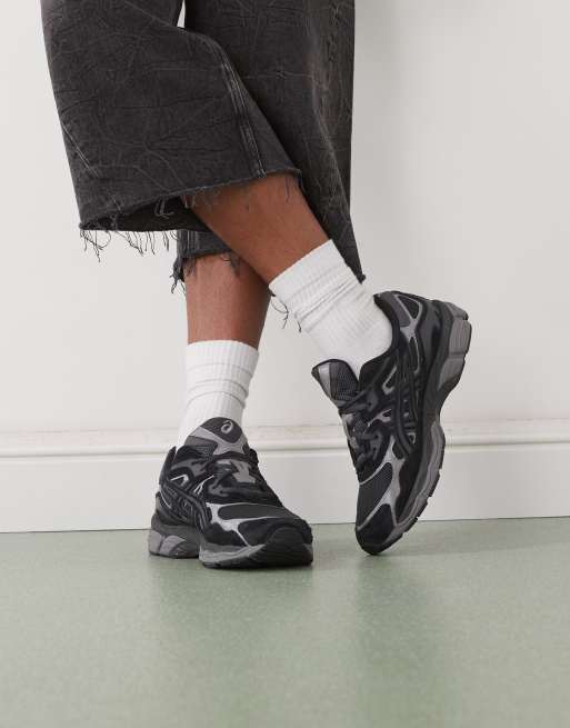 Asics Gel-NYC trainers in graphite grey and black | ASOS