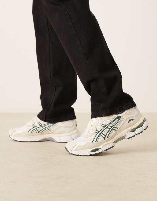 Asics Gel-NYC trainers in Ivory and forest green, 5 of 5