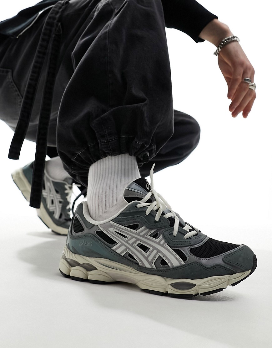 Asics Gel-NYC unisex trainers in black and cement grey