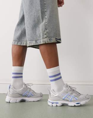  Gel-NYC utility trainers 