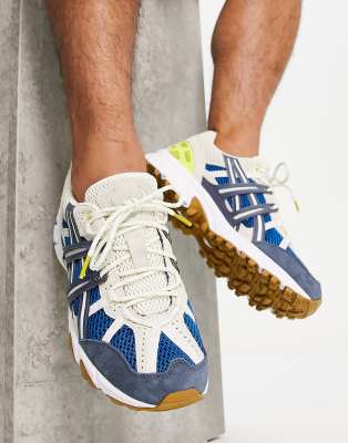 asics sonoma trainers