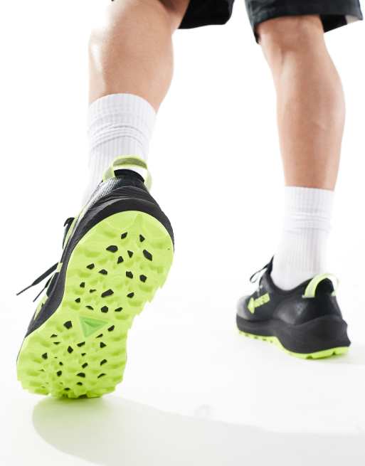 Asics Gel-Trabuco 12 GTX waterproof trail running trainers in black and neon yellow, 4 of 5