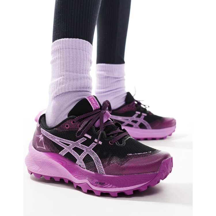 Asics Gel Trabuco 12 Sneakers per il trail running nere e lavanda ASOS