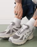 [Asics] Asics Gel-Venture 6 sneakers in clay grey and cream 37.5 GREY