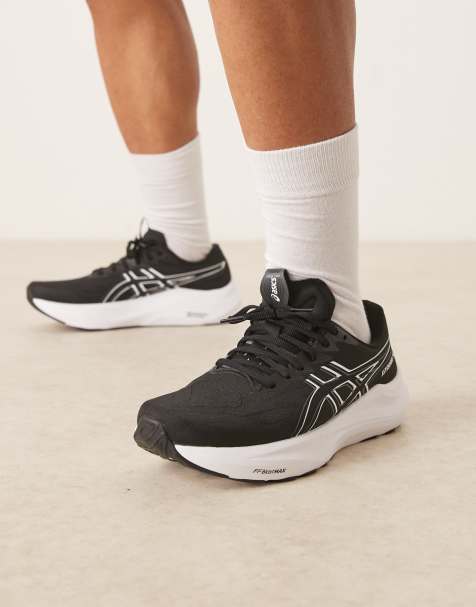 Asics Gt-2000 14 running trainers in black and white - view 1