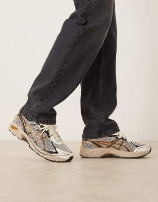  GT-2160 trainers in cream and pure gold