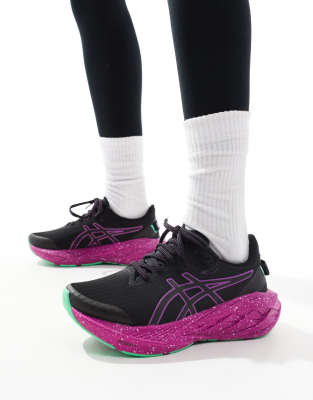 Asics Novablast 4 Lite-Show Neutral Running Trainers In Black And Hot Pink