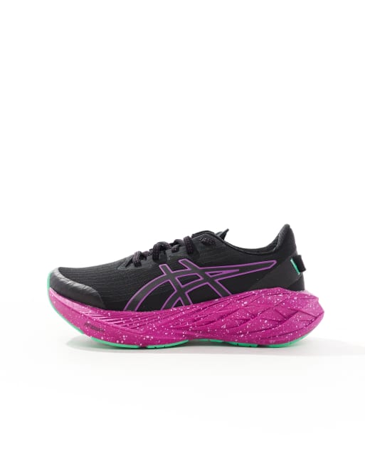 Asics Novablast 4  Lite-Show neutral running trainers in black and hot pink, 2 of 5