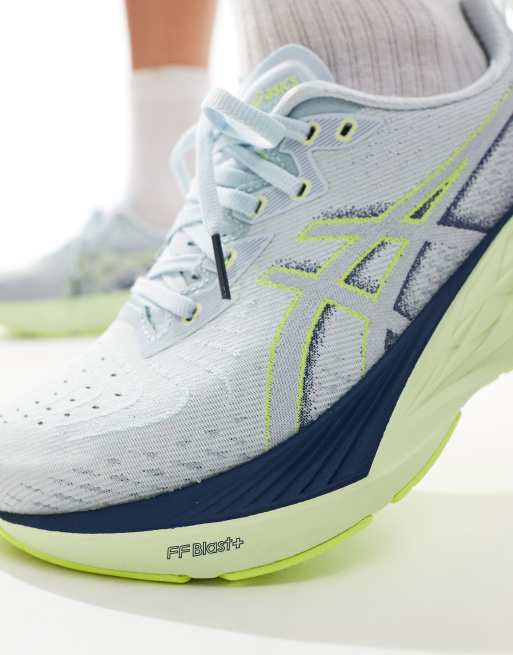 Asics Novablast Neutral Sneakers da corsa grigie, blu e lime