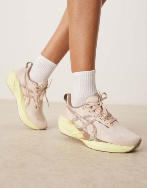 Asics Novablast 5 running trainers in mineral beige and taupe grey - view 1