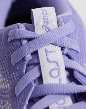 Asics Novablast 5 running trainers in purple