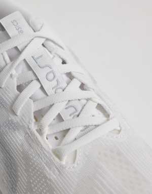 Asics Novablast 5 trainers in white