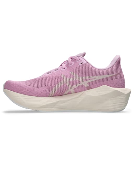 Asics Novablast 6 Laufsneaker in verwaschenem Flieder und Rosa, 4 von 4