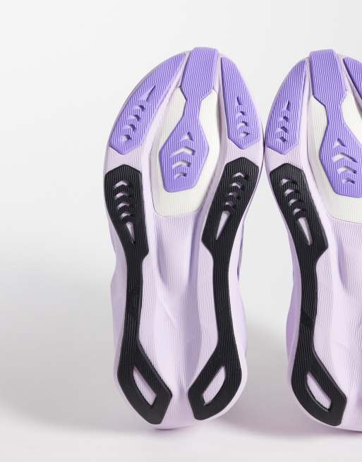 Asics Novablast 6 running trainers in white and lilac, 5 of 5
