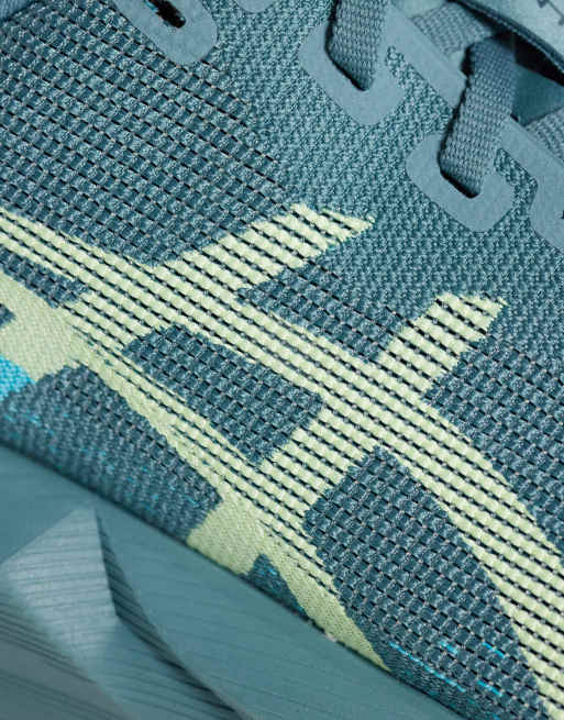 Asics Novablast 6 zapatillas de running en verde azulado y azul, 3 de 5