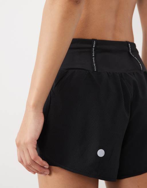 Asics running 2in1 3.5inch running shorts in black, 5 of 5