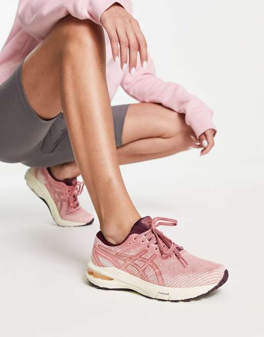 Asics Running GT 2000 10 trainers in pink