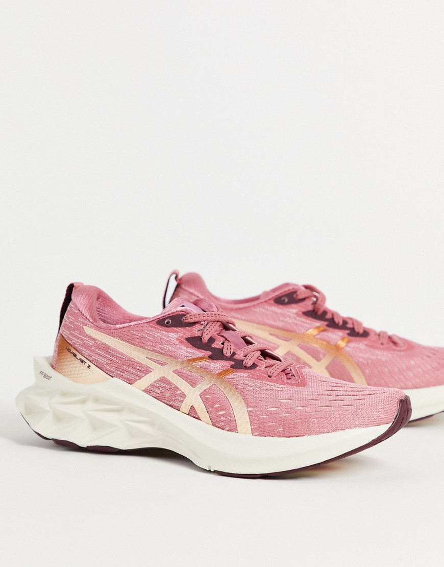 Asics - Running - Novablast 2 - Sneakers in roze