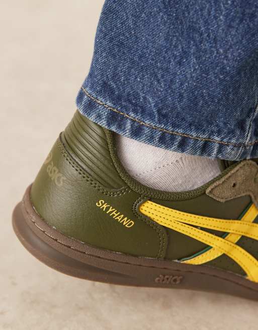 Asics Skyhand Og trainers in olive green and tai-chi yellow, 3 of 5