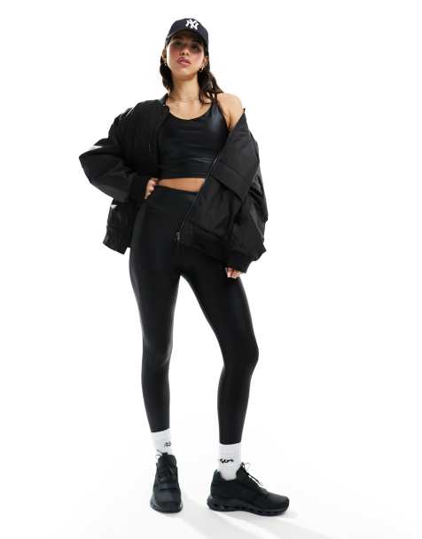 ASOS 4505 Icon Seamless Cropped 7/8 Rib Gym legging in Black