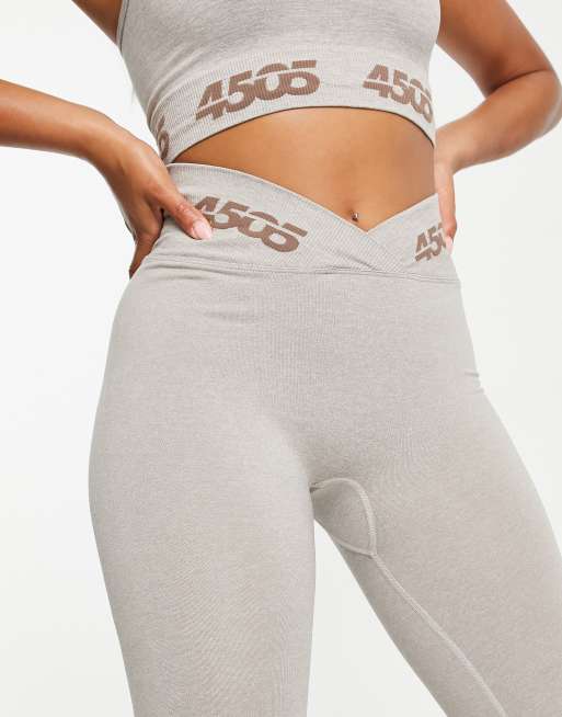 ASOS 4505 – Bezszwowe legginsy z logo o kroju V, 3 z 4