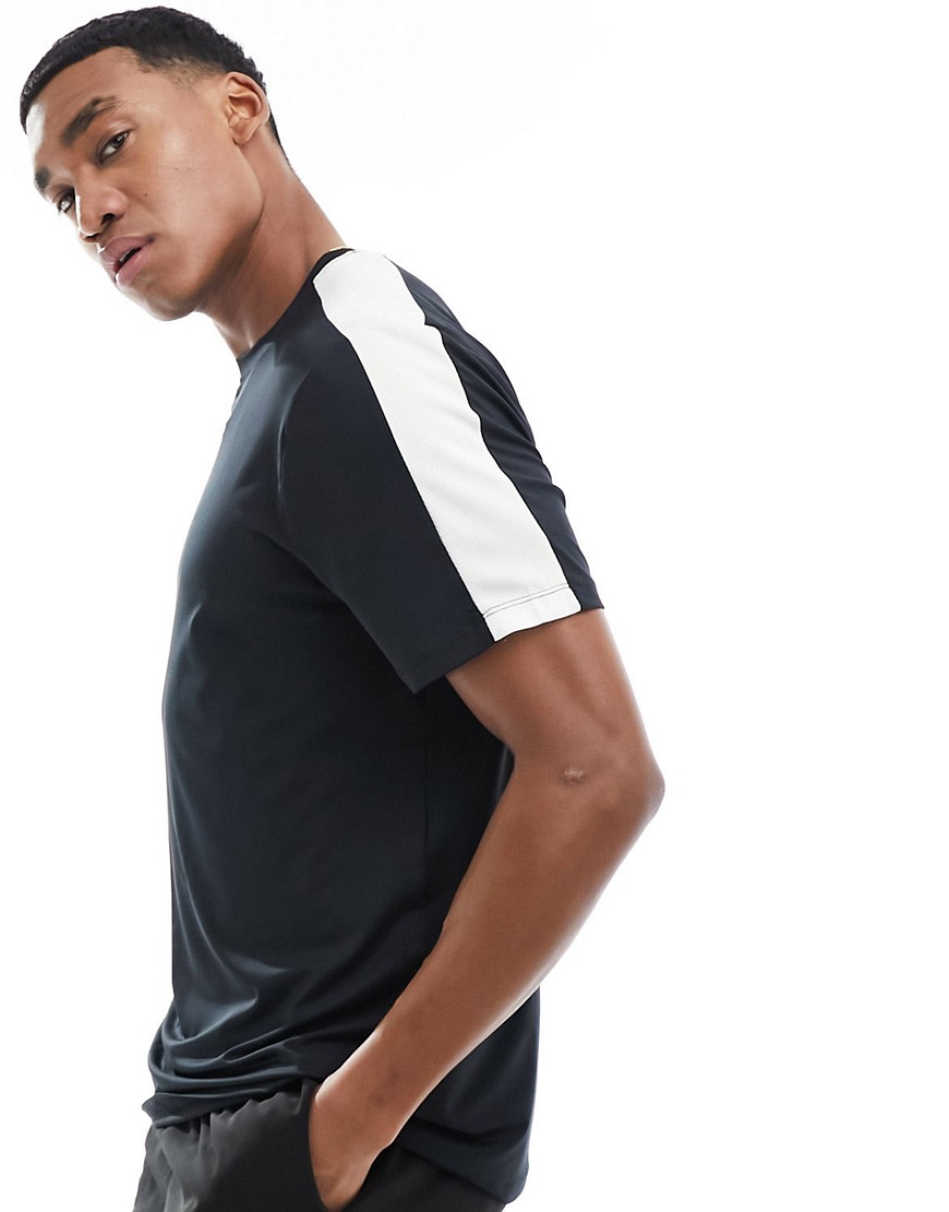 ASOS 4505 contrast side stripe active t-shirt with quick dry in black