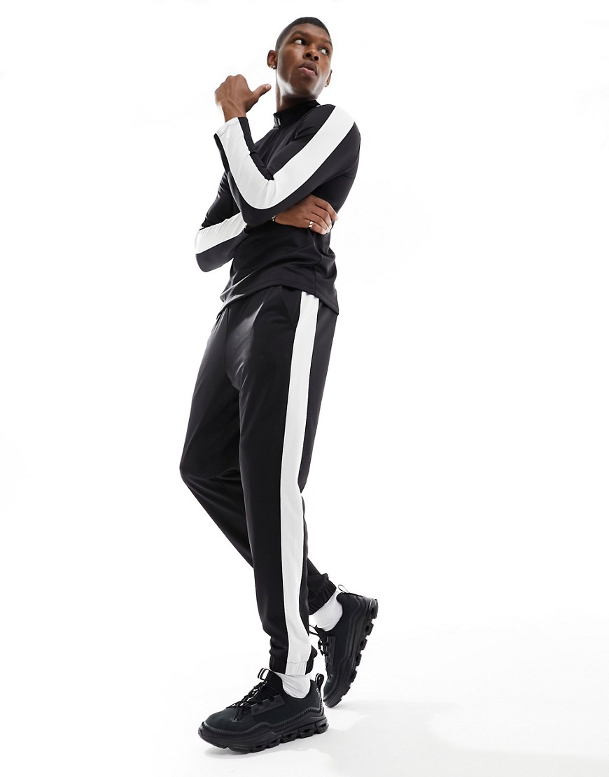 4505 contrast side stripe slim fit sweatpants in black