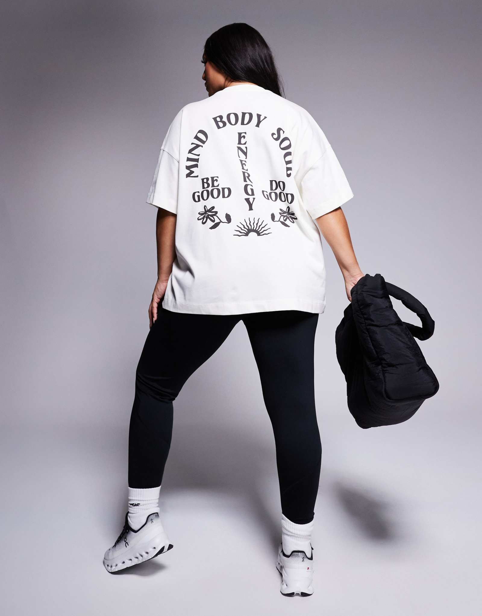 ASOS 4505 Футболка из плотного хлопка с принтом Curve Icon на спине, быстро сохнущая, темно-белого цвета