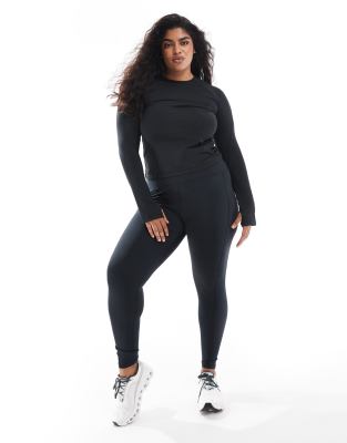 ASOS 4505 Curve - Icon - Langärmliges, schmal geschnittenes Sportoberteil in Schwarz