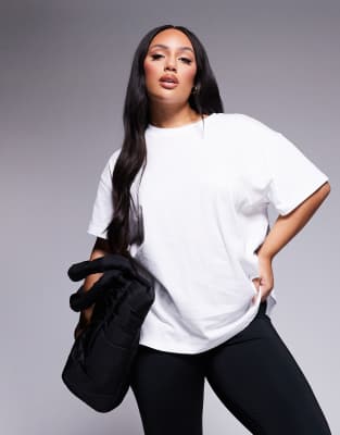 ASOS 4505 Curve - Icon - Oversize-T-Shirt aus Baumwolle mit schnelltrocknendem Finish in Weiß