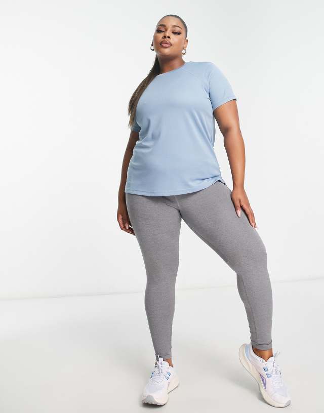 ASOS 4505 Curve icon legging with butt-sculpting seam detail and pocket