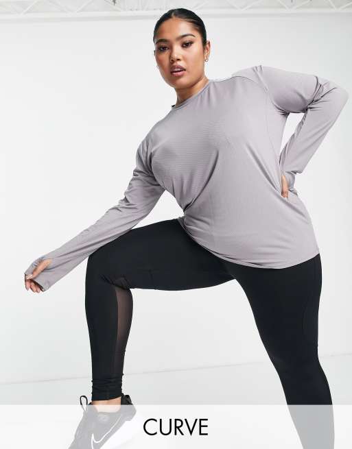 ASOS 4505 Curve – Långärmad löpartopp med ikonlogga 