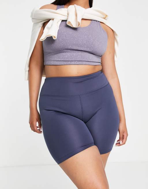 ASOS 4505 – Curve – Leggingsshorts med skulpterande söm baktill och ikonlogga , 2 av 4