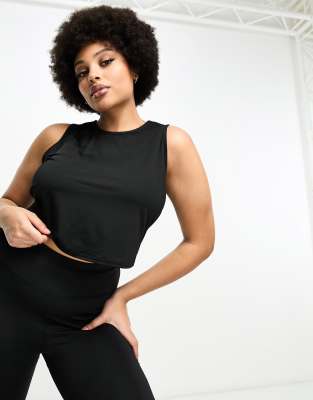 ASOS 4505 Curve - Leicht verkürztes Trägertop mit kleinem Logo-Schwarz