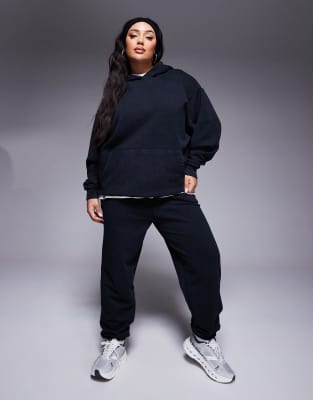 ASOS 4505 ASOS 4505 Curve quick dry heavyweight training joggers in washed black