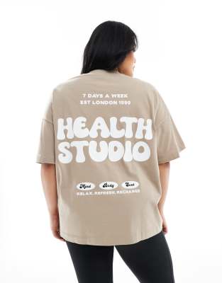 ASOS 4505 Curve - Studio - Schweres Oversize-T-Shirt in Milchkaffeebraun mit „Health"-Rückenprint-Neutral