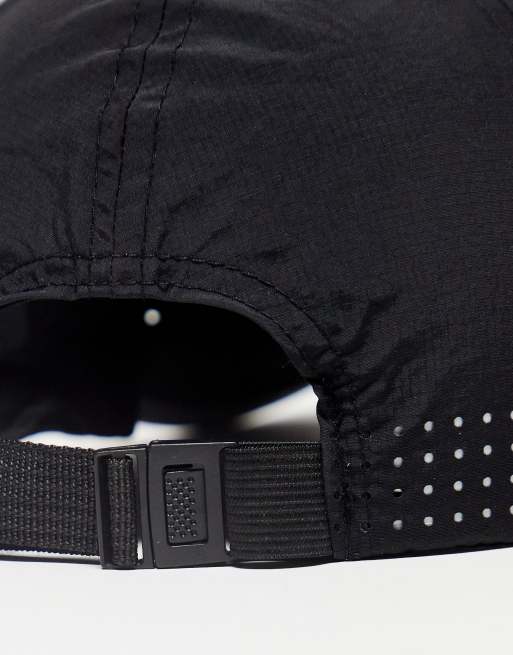ASOS 4505 – Czapka z daszkiem do biegania z odblaskowymi wstawkami , 4 z 4
