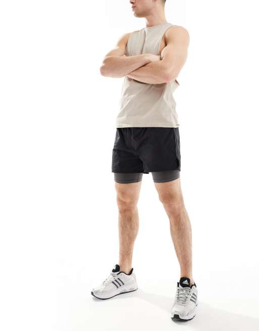 ASOS 4505 - Geweven 2 in 1 hardloopshort in zwart, 3 van 5
