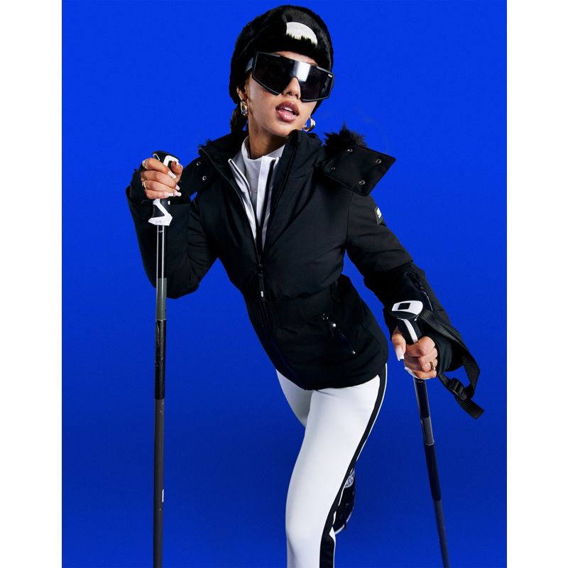 7wSiX Activewear 4505 - Giacca da sci con cappuccio in ecopelliccia e cintura