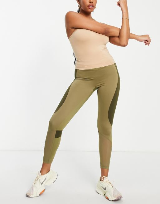 ASOS 4505 Hourglass – 7/8-Leggings aus Polyester im Blockfarbendesign in Khaki - KHAKI, 4 von 4
