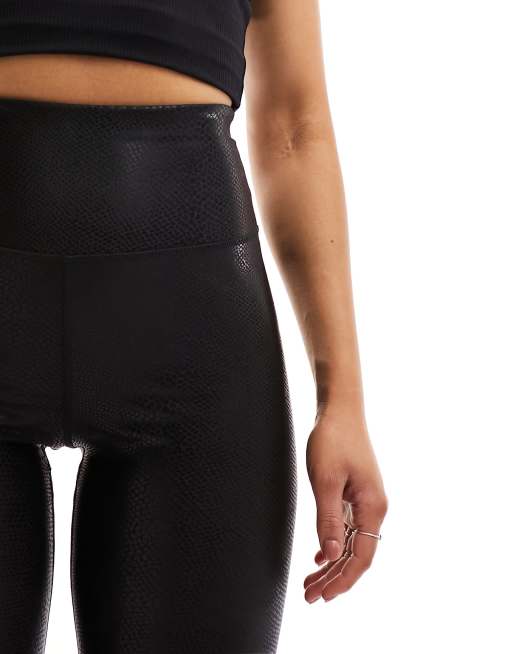 ASOS 4505 Hourglass – Glänzende 7/8-Sportleggings mit Animalprint, 5 von 5