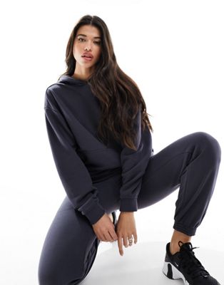 https://images.asos-media.com/products/asos-4505-icon-fleece-hoodie-in-washed-black/205210673-1-washedblack?$XXL$