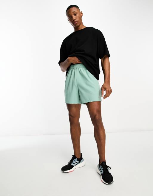 ASOS 4505 - Icon - Hurtigttørrende 13-cm-træningsshorts i grøn , 4 af 4