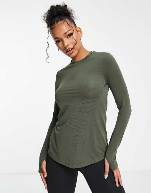 ASOS 4505 Icon long sleeve run top in BLack Size Medium